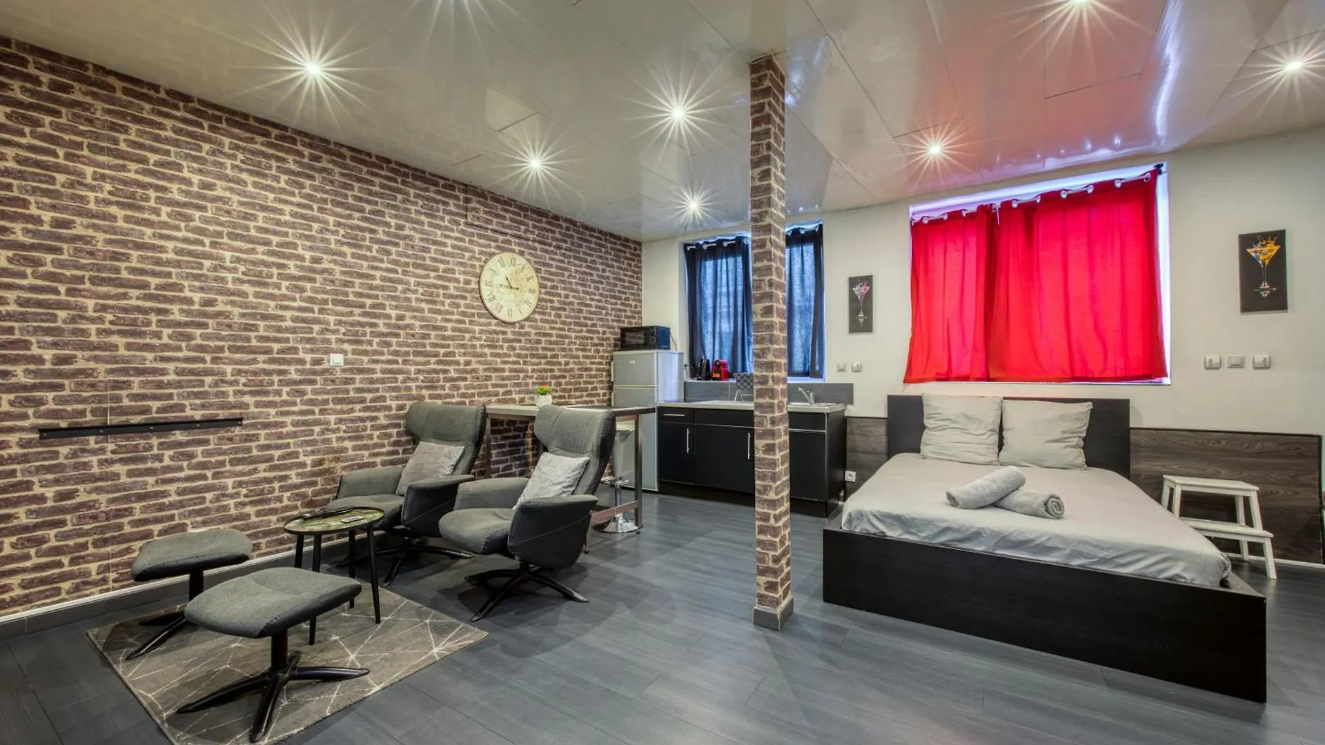 Street Loft With Sauna Saint-Etienne  0*, Saint-Etienne (Loire)